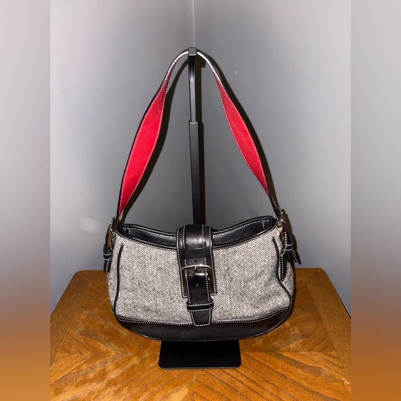 Coach Handbags - Coach Vintage G3J-9395 Demi Shoulder Bag